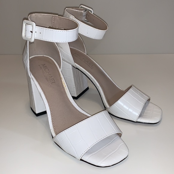 MICHAEL BY MICHAEL SHANNON Oaklynn Chunky Heel Sandals - Picture 1 of 7